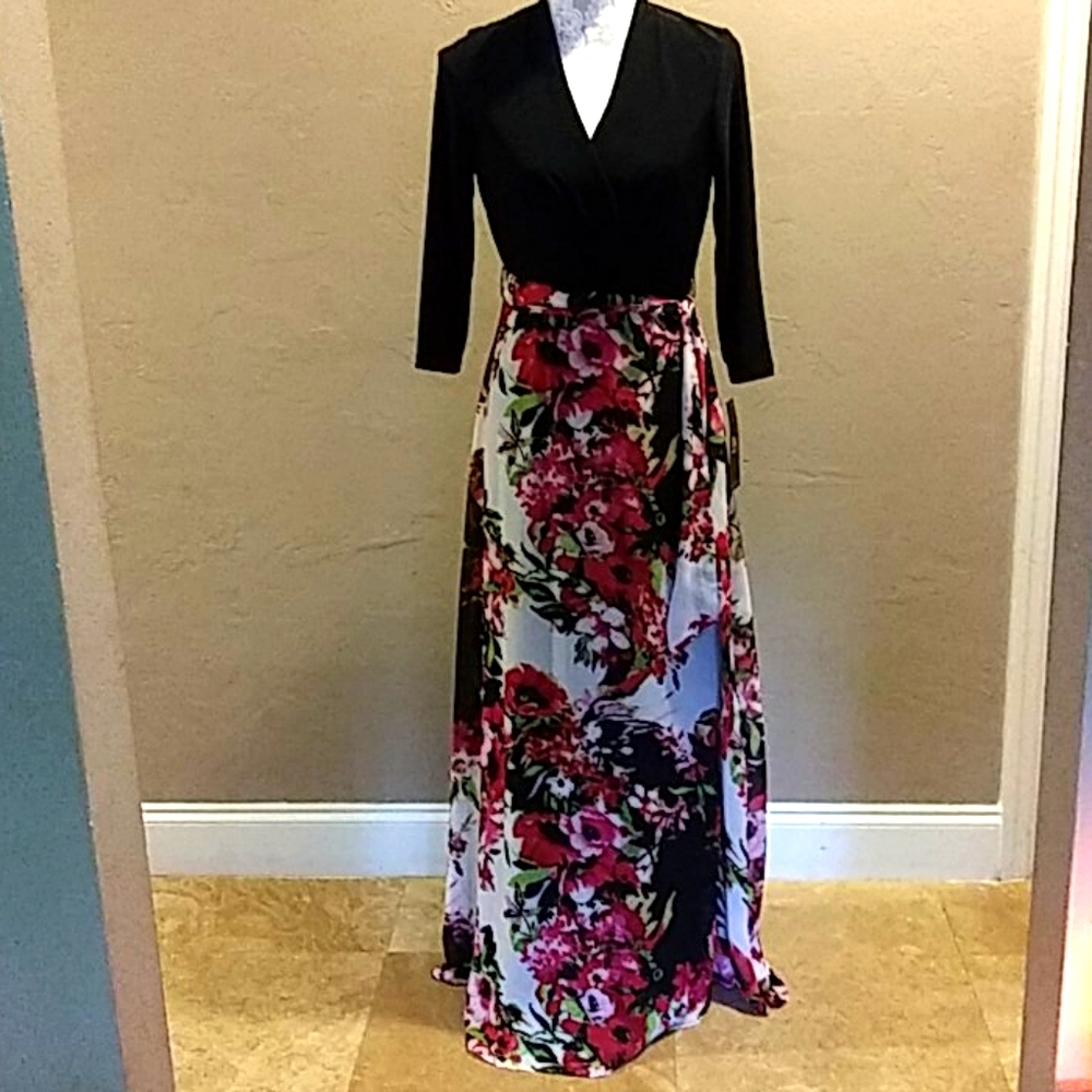 Floral maxi dress, size 6